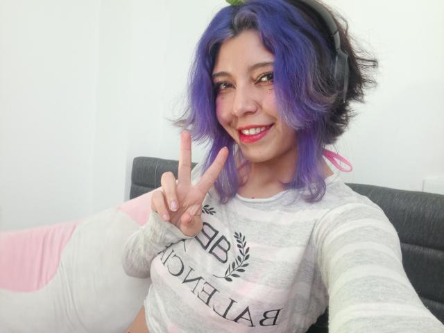 AluDamn - Sexe cam en vivo - 28532096