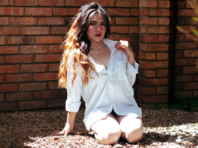 LindaPerez - Sexe cam en vivo - 28532243