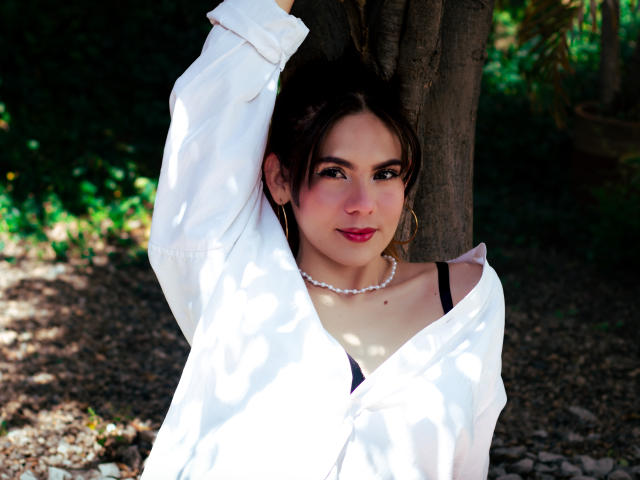 LindaPerez - Live sex cam - 28532255