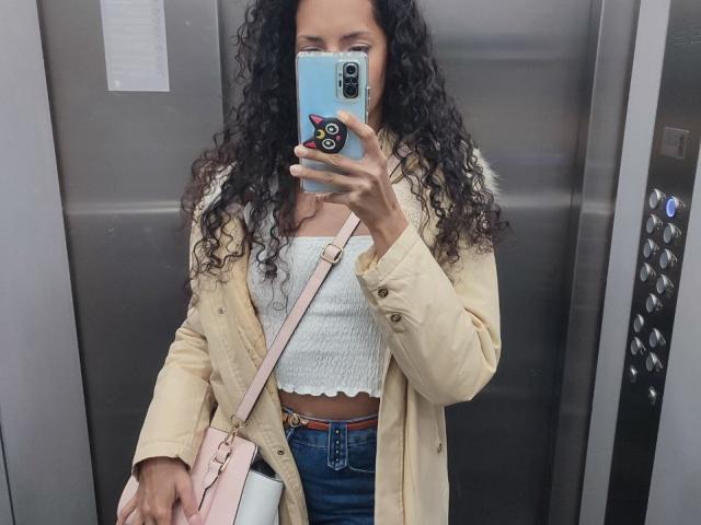 CurlyBlossom - Sexe cam en vivo - 28540667