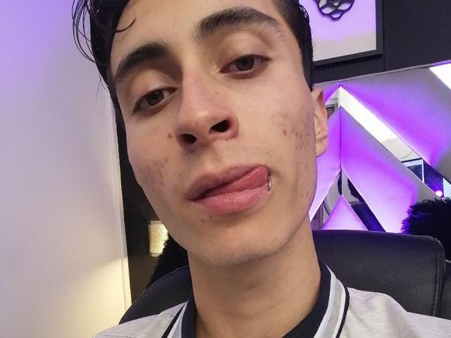 IthanSkin - Live sex cam - 28546580