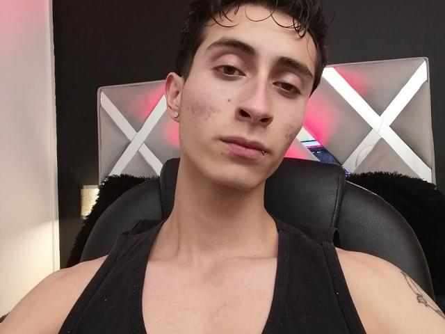 IthanSkin - Live sex cam - 28546616