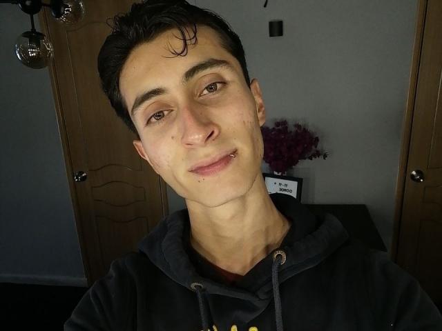 IthanSkin - Live sex cam - 28546631