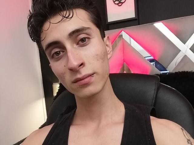 IthanSkin - Sexe cam en vivo - 28546643
