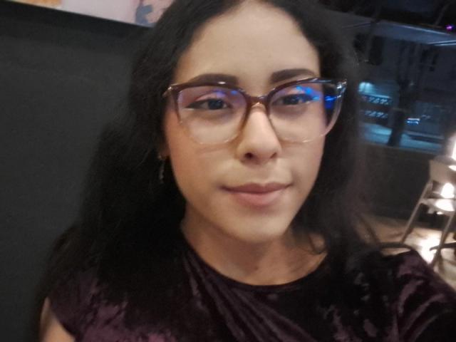 MarilynHills - Live sex cam - 28550018