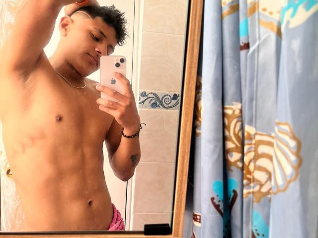 JamessHott - Sexe cam en vivo - 28551557