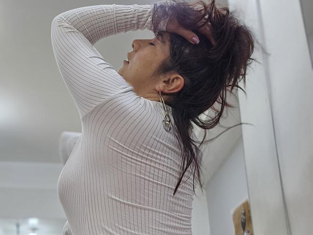 AlessiaRed - Sexe cam en vivo - 28552640