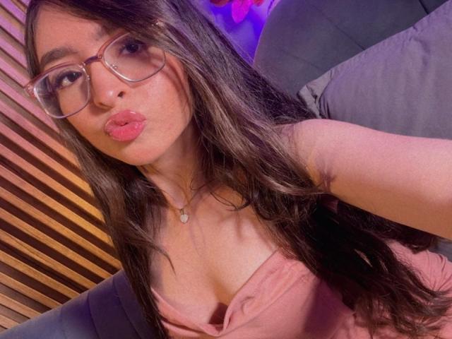 EvaMcAllister - Live porn & sex cam - 28553429