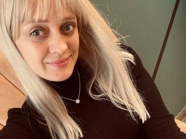 KiraHarra - сексуальная веб-камера в реальном времени - 28554404