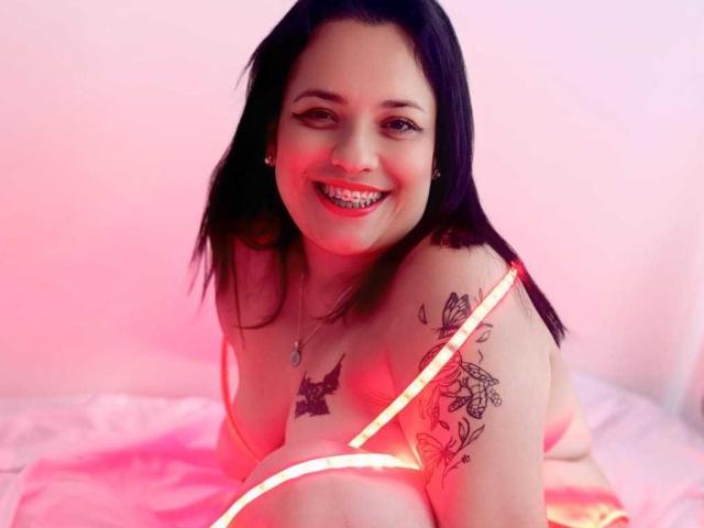 LiaMatureBbw - Live porn &amp; sex cam - 28555436