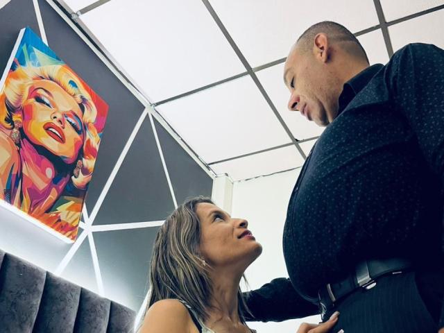 GabrielAndAbygail - Live porn &amp; sex cam - 28555592