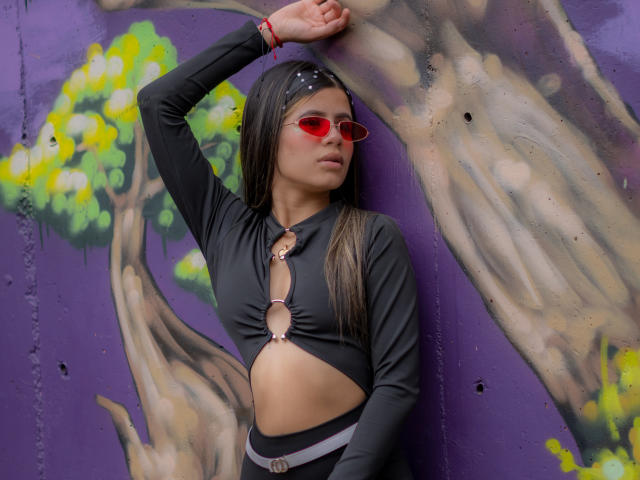 SheylaSpooner - Live porn &amp; sex cam - 28557440