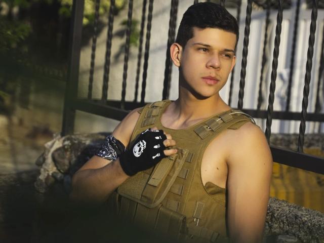 MarcoSullivan - Live sex cam - 28558607