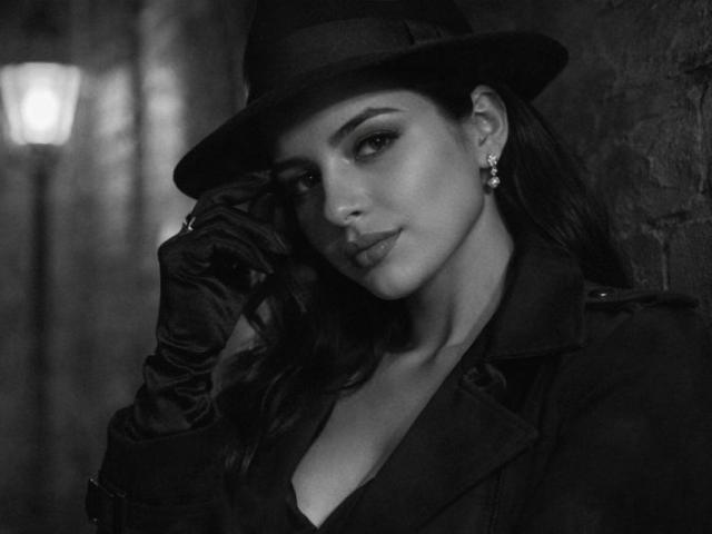 IsabellaJames - Live sexe cam - 28558733