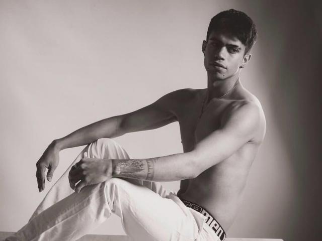 CodyPipper - Live porn &amp; sex cam - 28559396