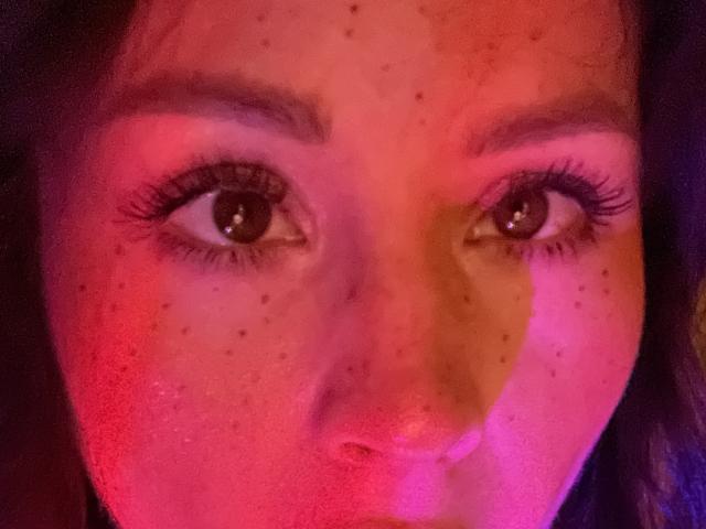 MedeaAllure - Live porn &amp; sex cam - 28567943