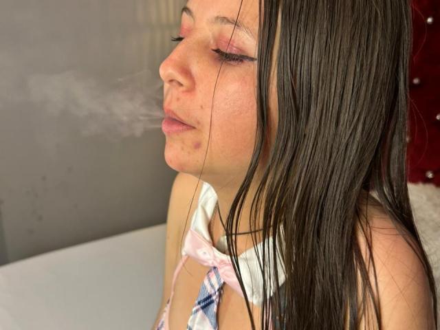 GraceRedMiller - Live sex cam - 28569164