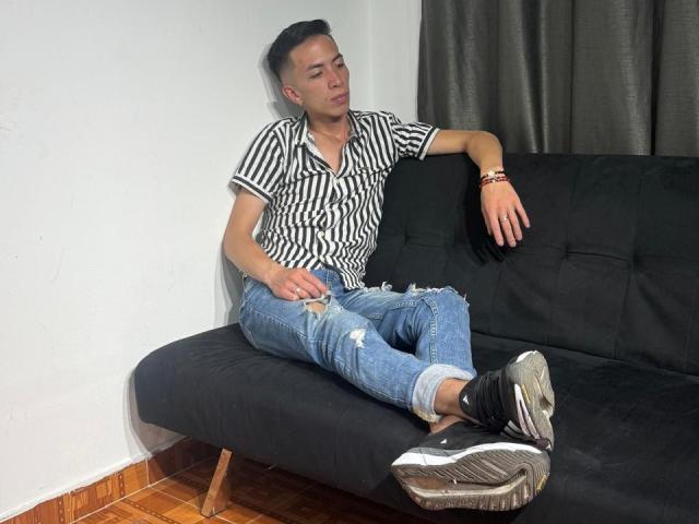 BigDickTop69 - сексуальная веб-камера в реальном времени - 28571741