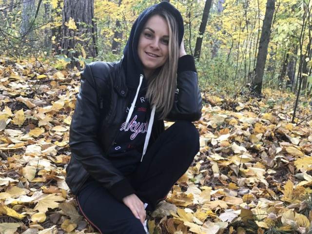 BelleLisaG - Live Sex Cam - 28573334