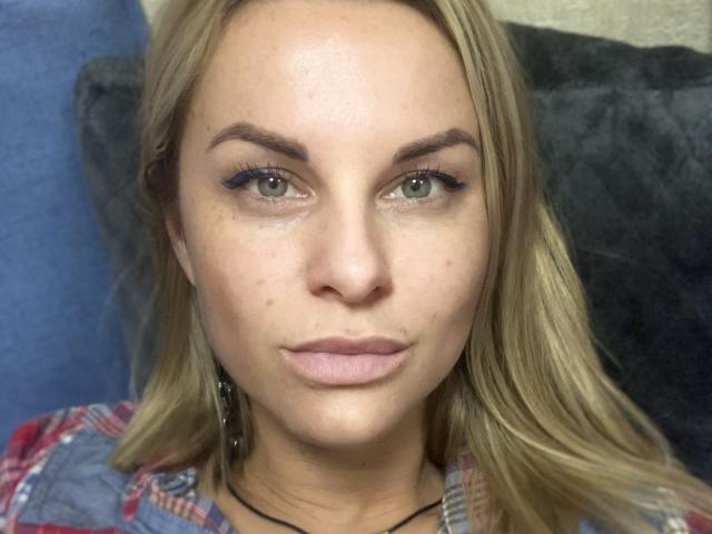 BelleLisaG - Live porn &amp; sex cam - 28573646