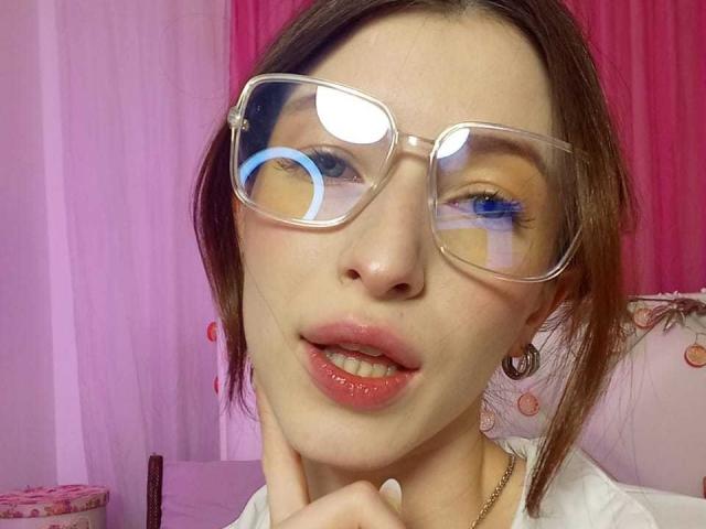 MeganSolar - Live porn &amp; sex cam - 28574786