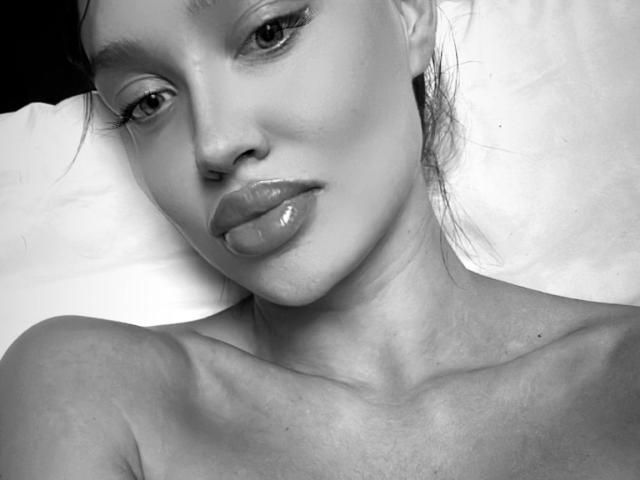 BerryBoo - Live Sex Cam - 28579172