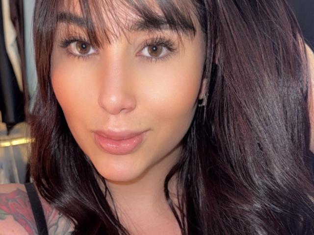 AgathaRuiz - Live sexe cam - 28580252