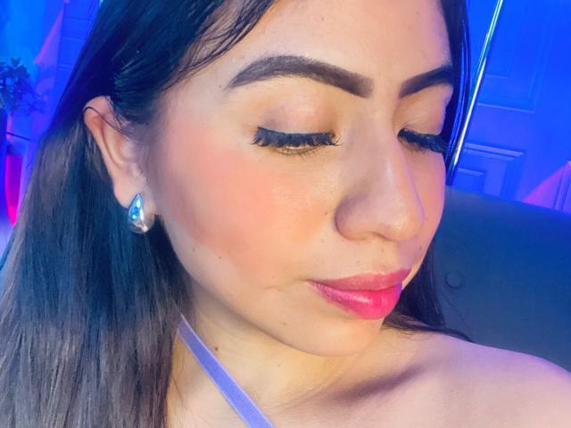 ZoeRedds - Live sexe cam - 28581827