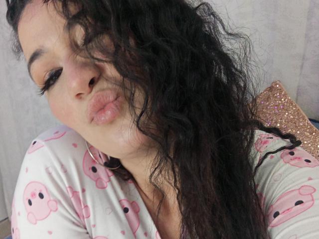 YessiSoto - Live porn &amp; sex cam - 28582382