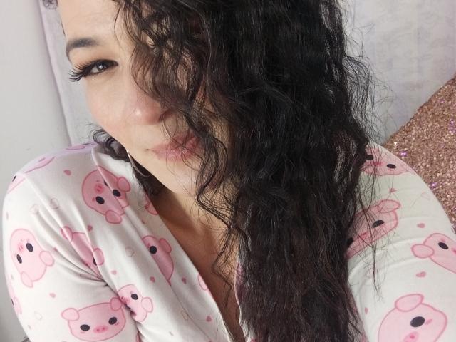 YessiSoto - Live sexe cam - 28582394