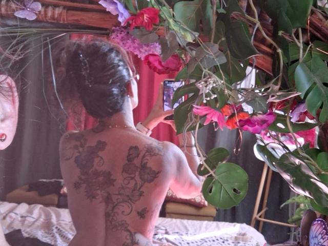 FrenchieLilieFleur - Camera khiêu dâm &amp; quyến rũ trực tiếp - 28584485