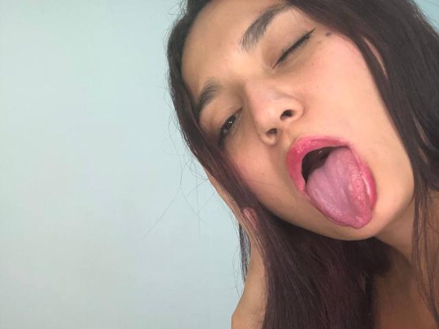 IvyJoness - Live sex cam - 28584527