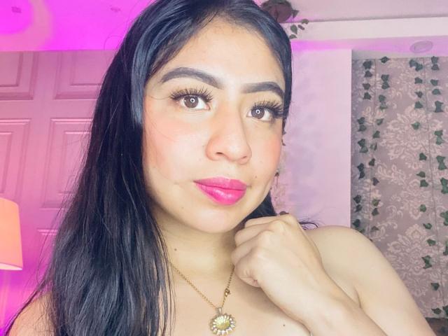 ZoeRedds - Live porn &amp; sex cam - 28588949