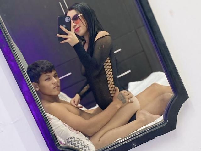SweetCoupple - Live sex cam - 28593227