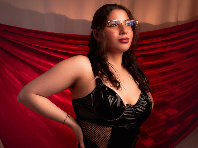 VanessaClose - Live porn &amp; sex cam - 28594544