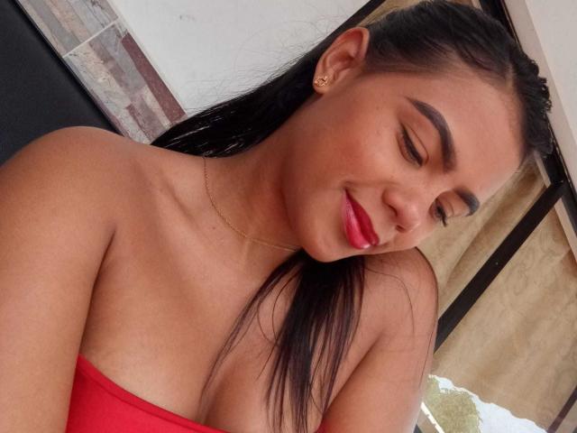 LissReyess - Live porn &amp; sex cam - 28597724