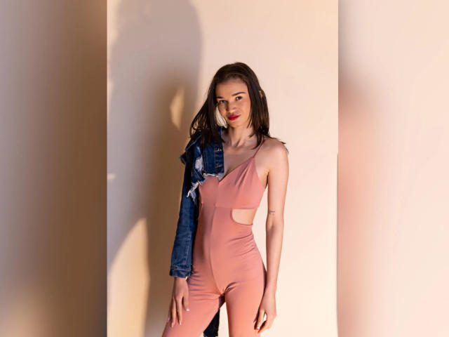 JennaDerose - Live porn &amp; sex cam - 28599014