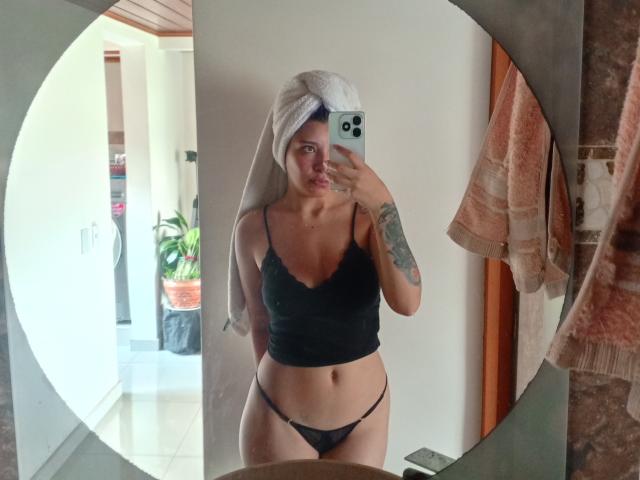 AluDamn - Sexe cam en vivo - 28599593