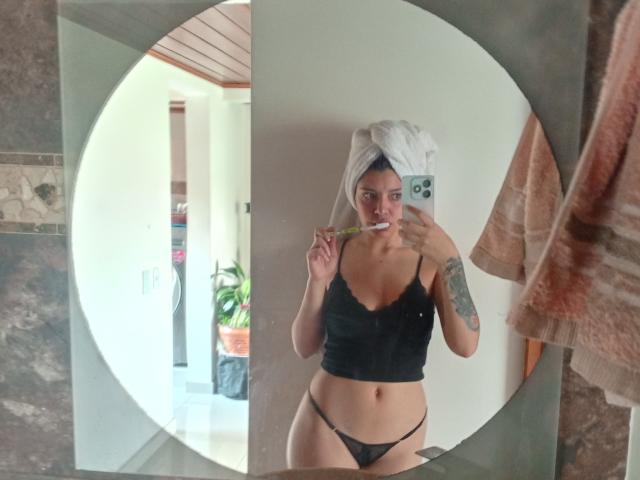 AluDamn - Sexe cam en vivo - 28599596