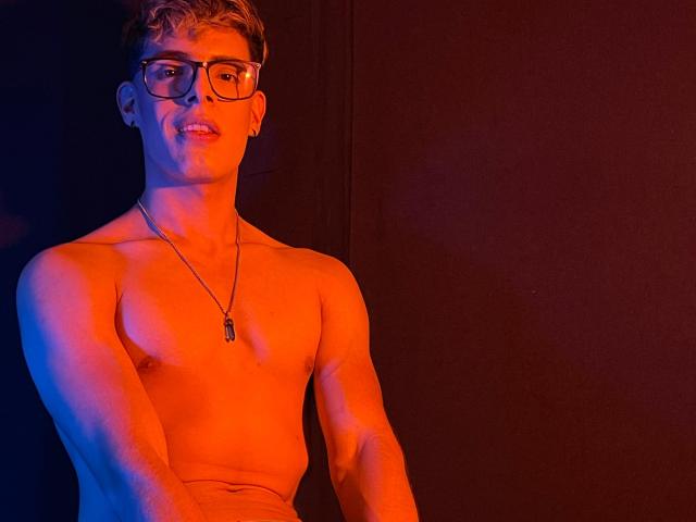 AngelEvil - Live Sex Cam - 28601291