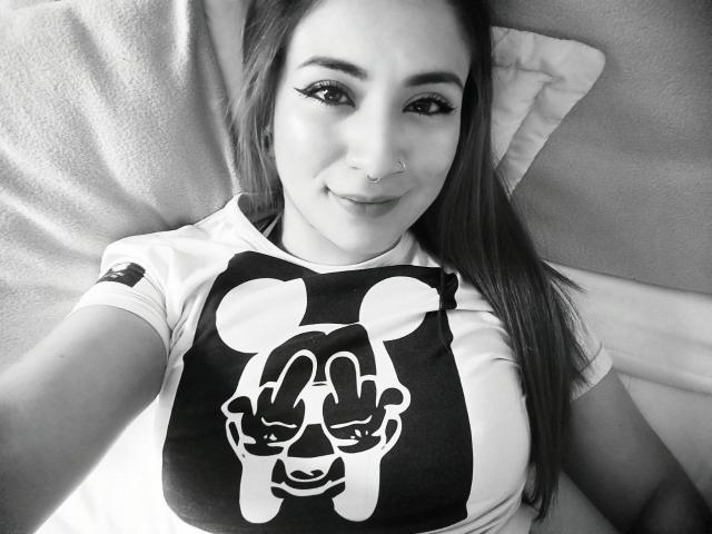 LarissaMiller - Live sex cam - 28601306