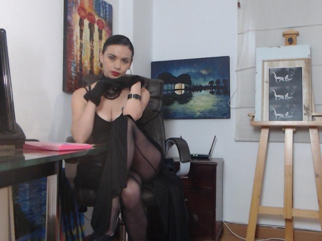 AfroditaRgenis - Live sex cam - 28603451