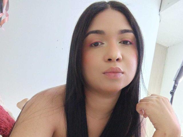 AliceSmity - Live sex cam - 28606112