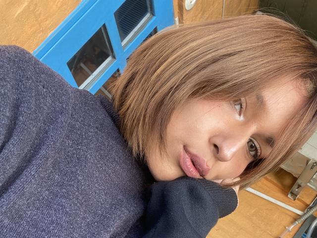 KiaraHernandezX - сексуальная веб-камера в реальном времени - 28606808