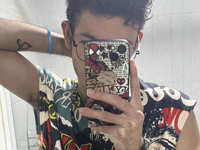 MiloJhones - Sexe cam en vivo - 28607855