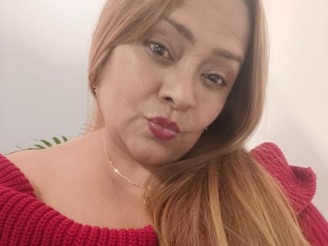 MonzerratBoyer - Live Sex Cam - 28610834