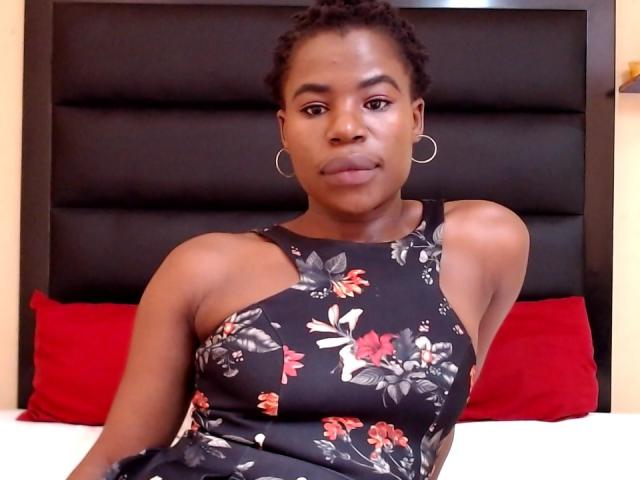 RoundyAss - Live sexe cam - 28611344