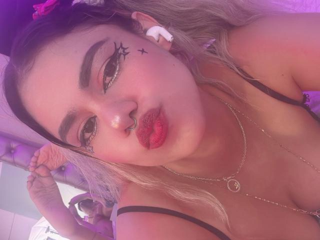 TarahDustin - Live sex cam - 28612790