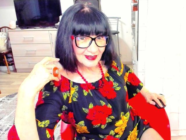 TiniaMartin - Live porn &amp; sex cam - 28613627