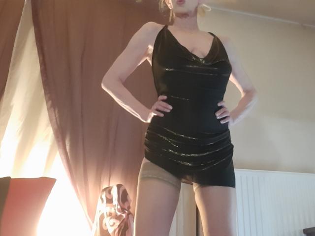 IssahneMay - Live porn &amp; sex cam - 28616420